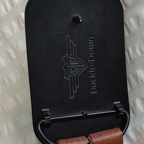 Superdry Unisex Brown leather Belt With Gryphon Belt Buckle - Picture 10 of 17